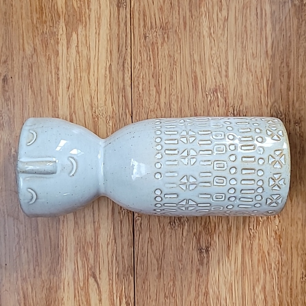 Bloomingville Stoneware Vase Embossed Face